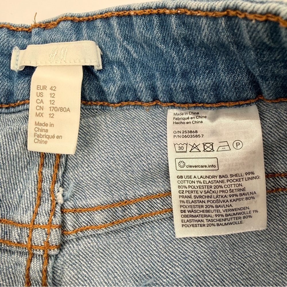H&M High-Waisted Washed Light Blue Distressed Denim Women's Shorts Size 12 - Picture 4 of 5